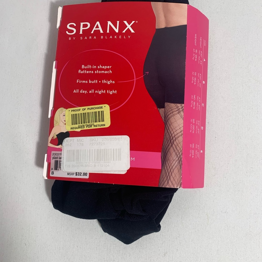 Spanx Fishnet Plaid Lace Tights Footed Pantyhose shapewear Size B NIB Geometric
